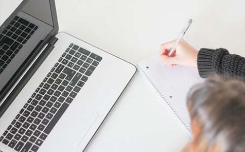 ���������300��3ƪ�����䣩